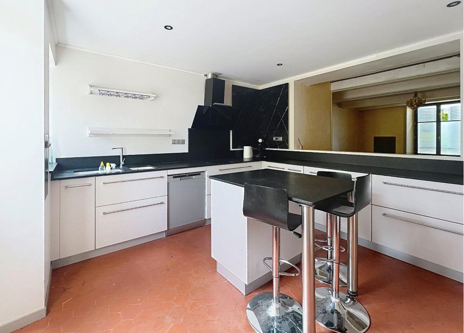 Maison à vendre, 271m², Beaujeu-Saint-Vallier-Pierrejux-et-Quitteur