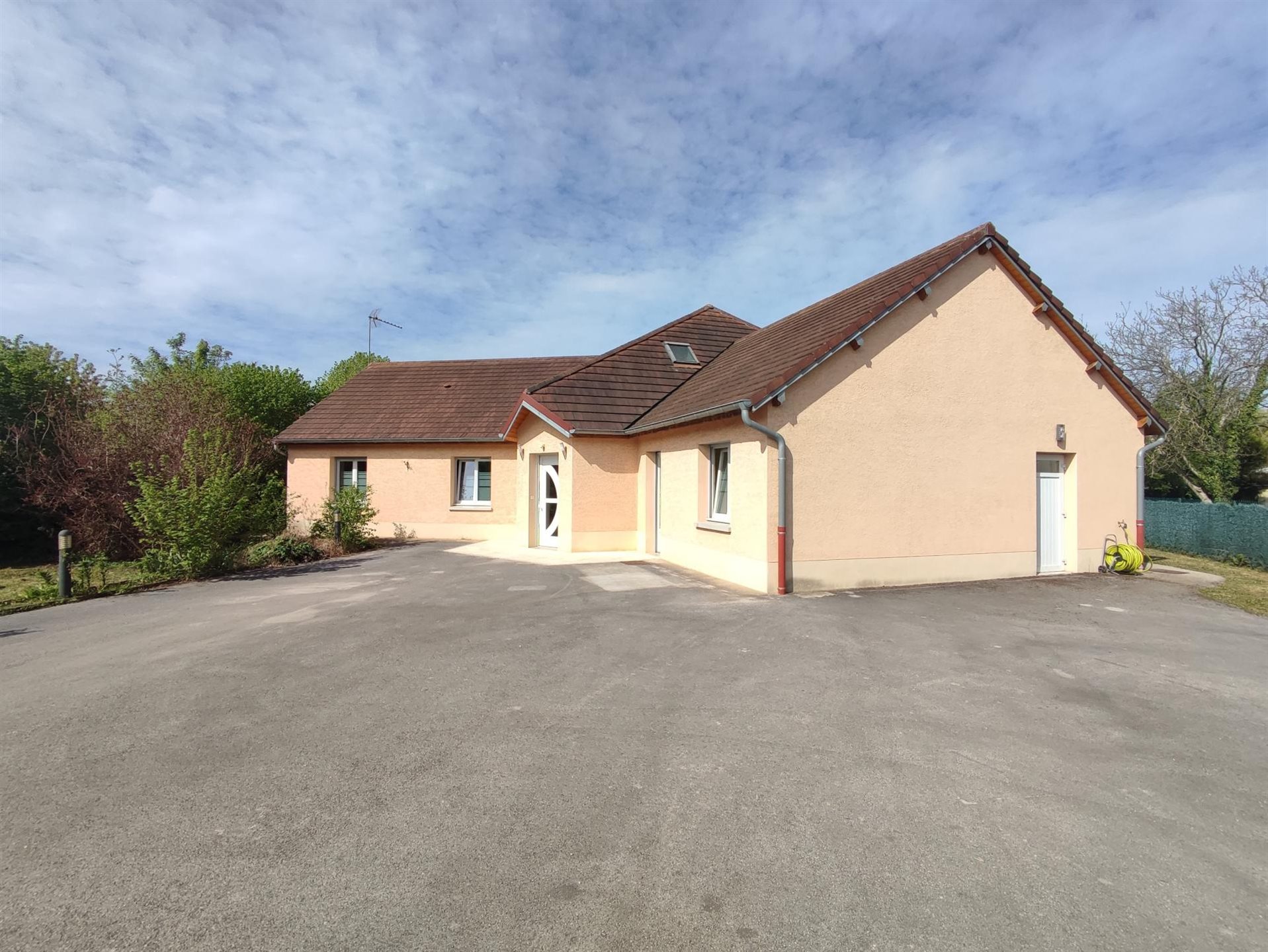 Maison à vendre, 230m², Tavaux