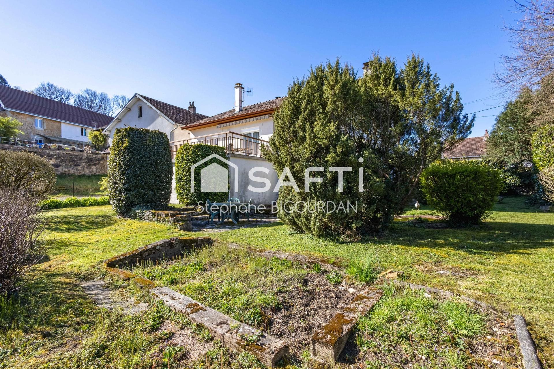 Maison à vendre, 148m², Avanne-Aveney