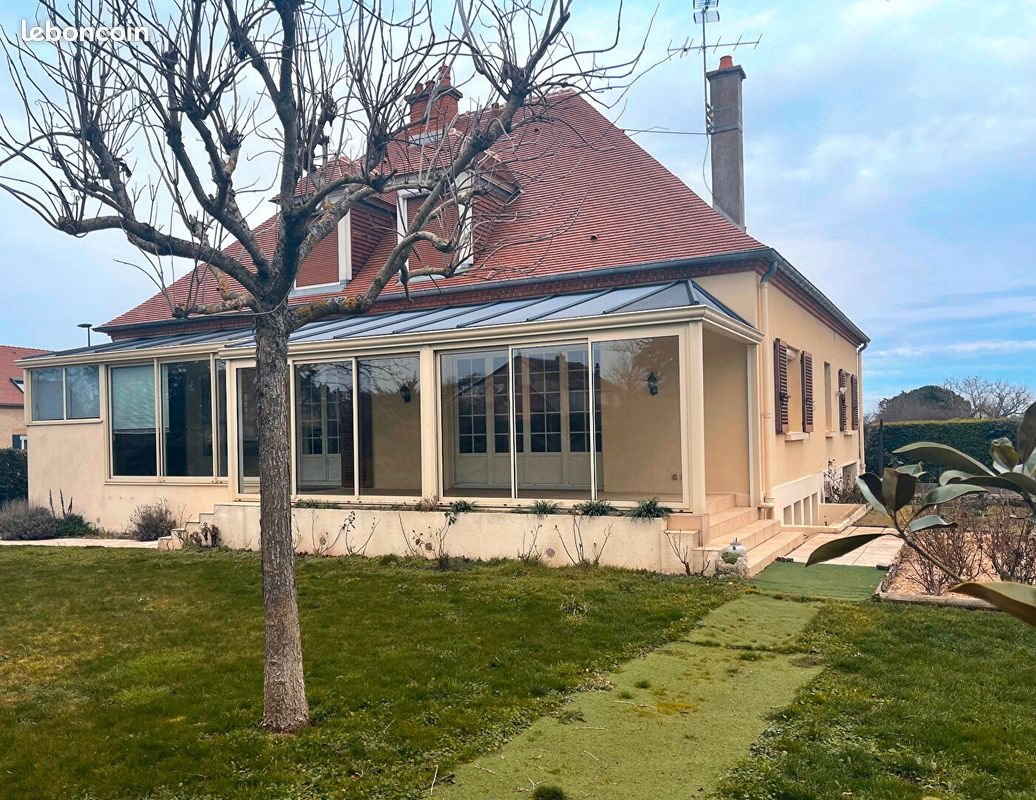 Maison à vendre, 205m², Cressanges