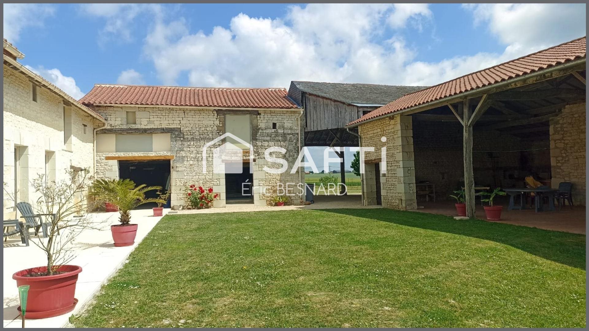 Maison à vendre, 180m², La Roche-Rigault