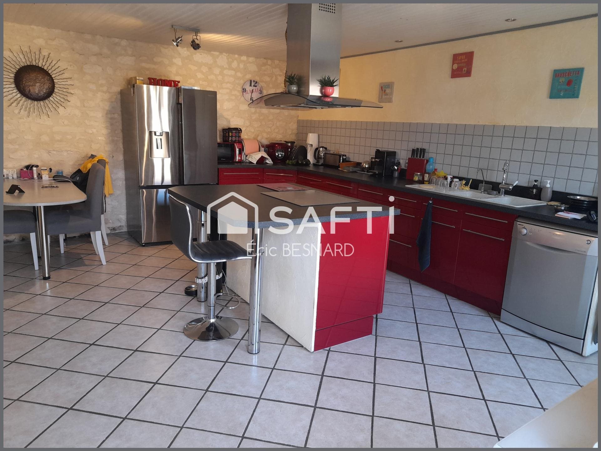 Maison à vendre, 180m², La Roche-Rigault