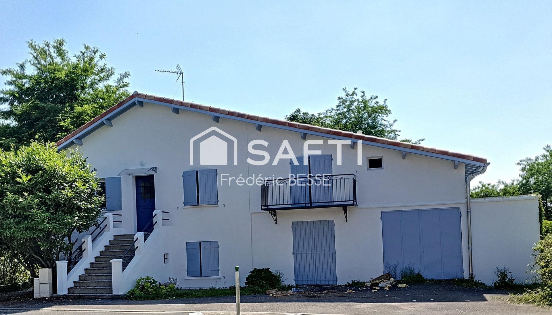 Maison à vendre, 124m², Saint-Hilaire-de-Lusignan
