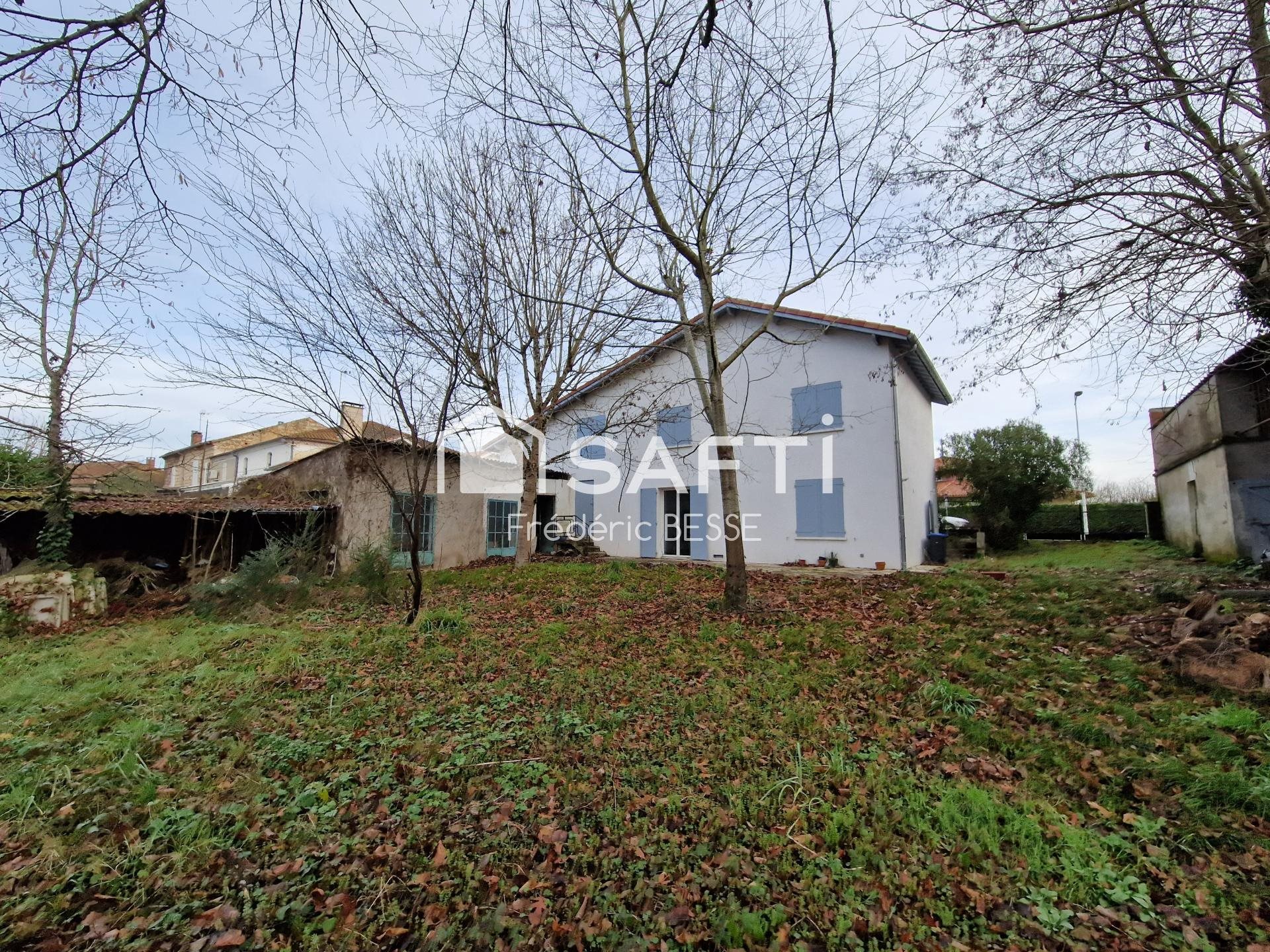 Maison à vendre, 124m², Saint-Hilaire-de-Lusignan