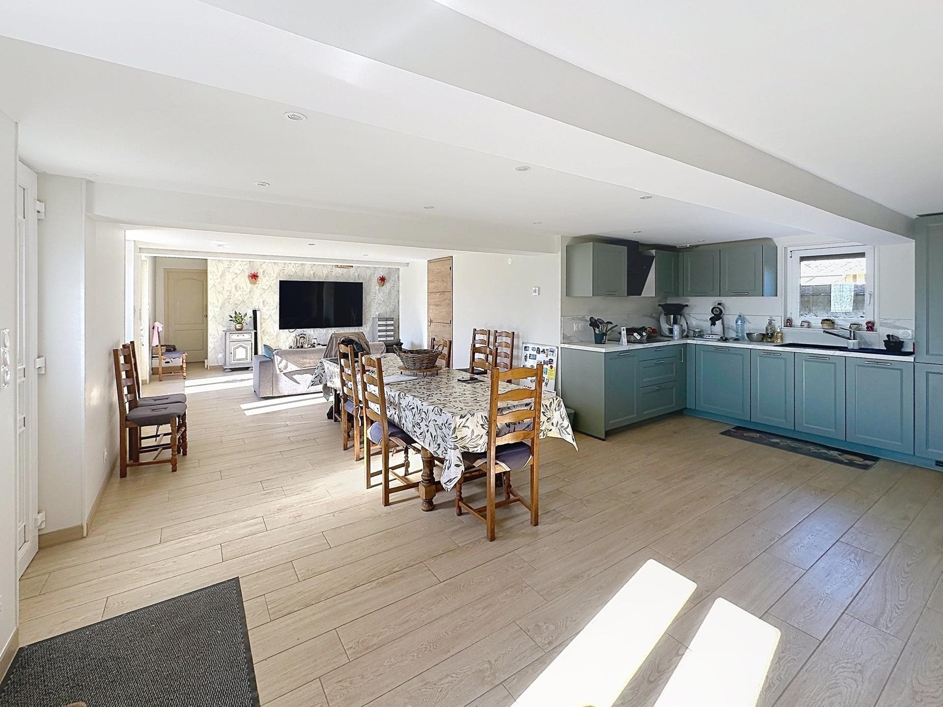 Maison à vendre, 140m², Epégard