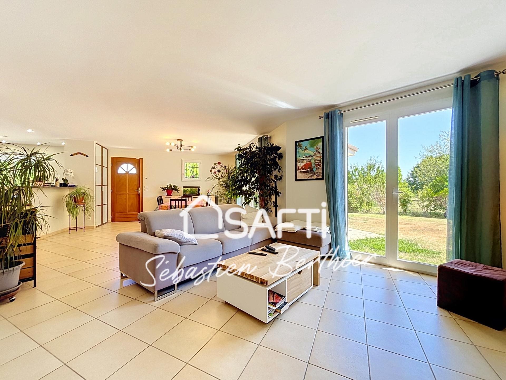 Maison à vendre, 160m², Ambres