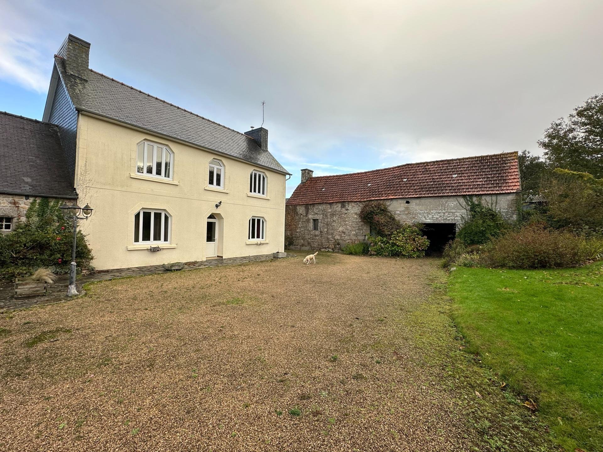 Maison à vendre, 184m², Plouégat-Moysan