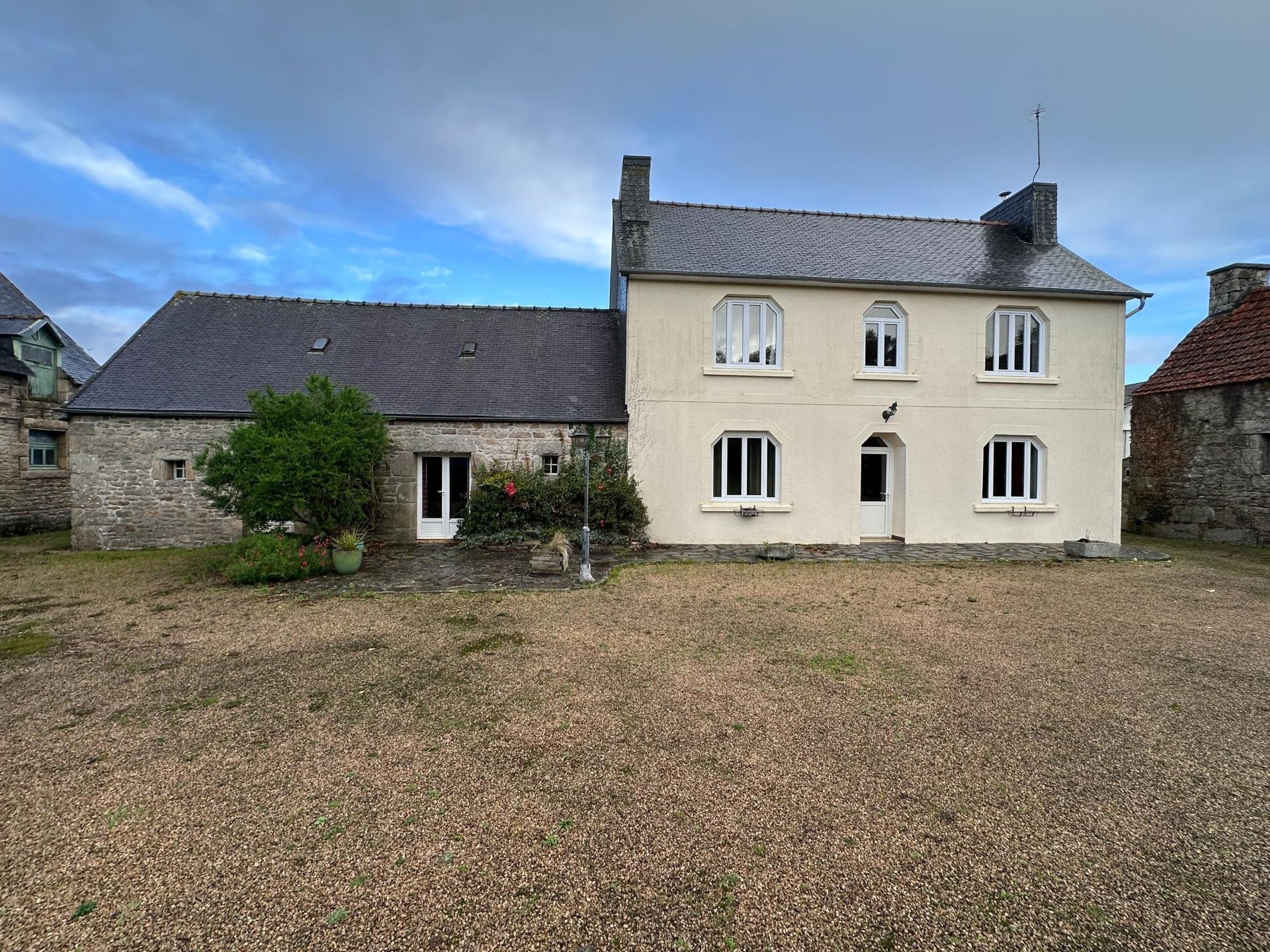 Maison à vendre, 184m², Plouégat-Moysan