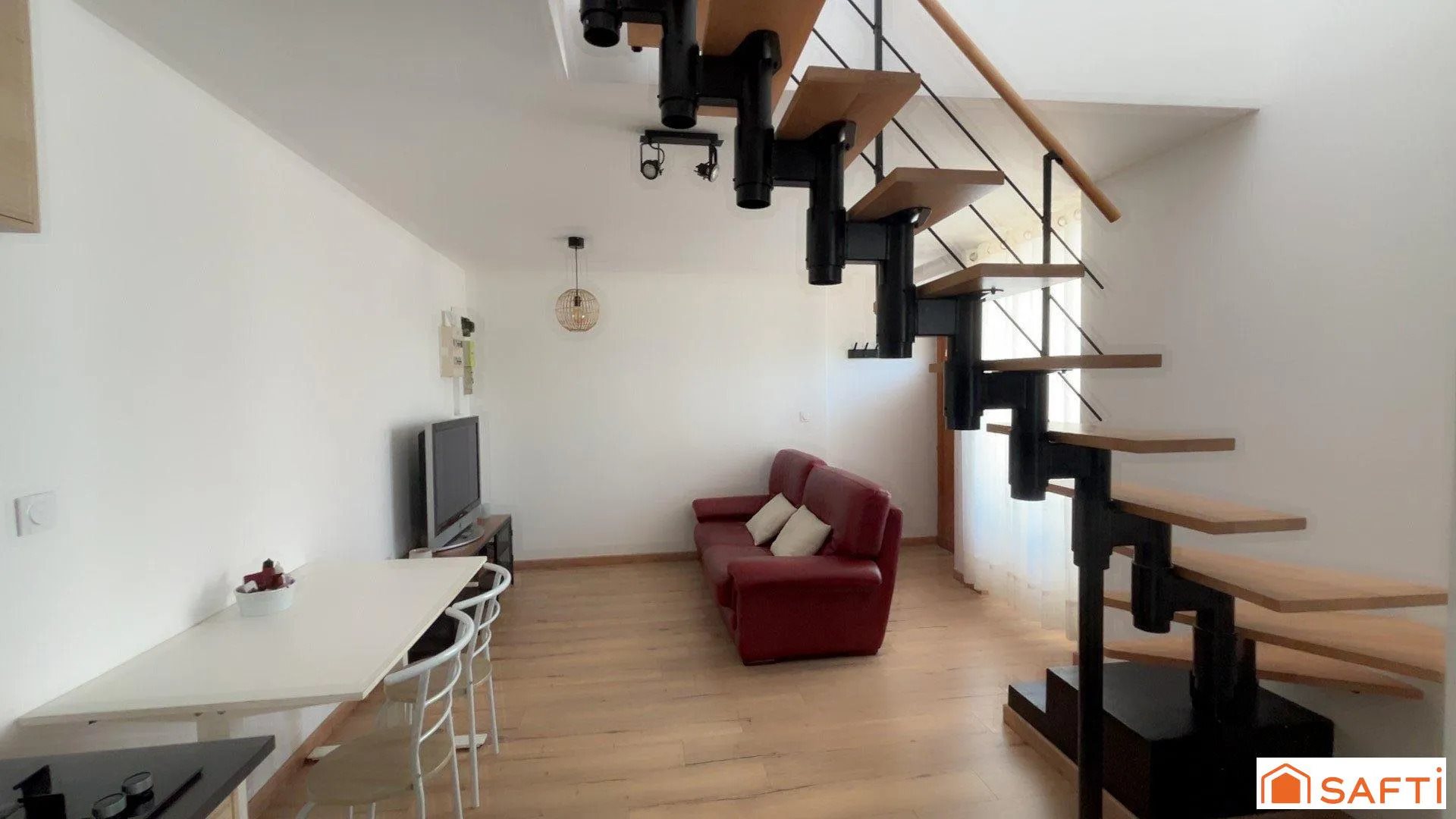 Appartement à louer, 43m², Vénissieux