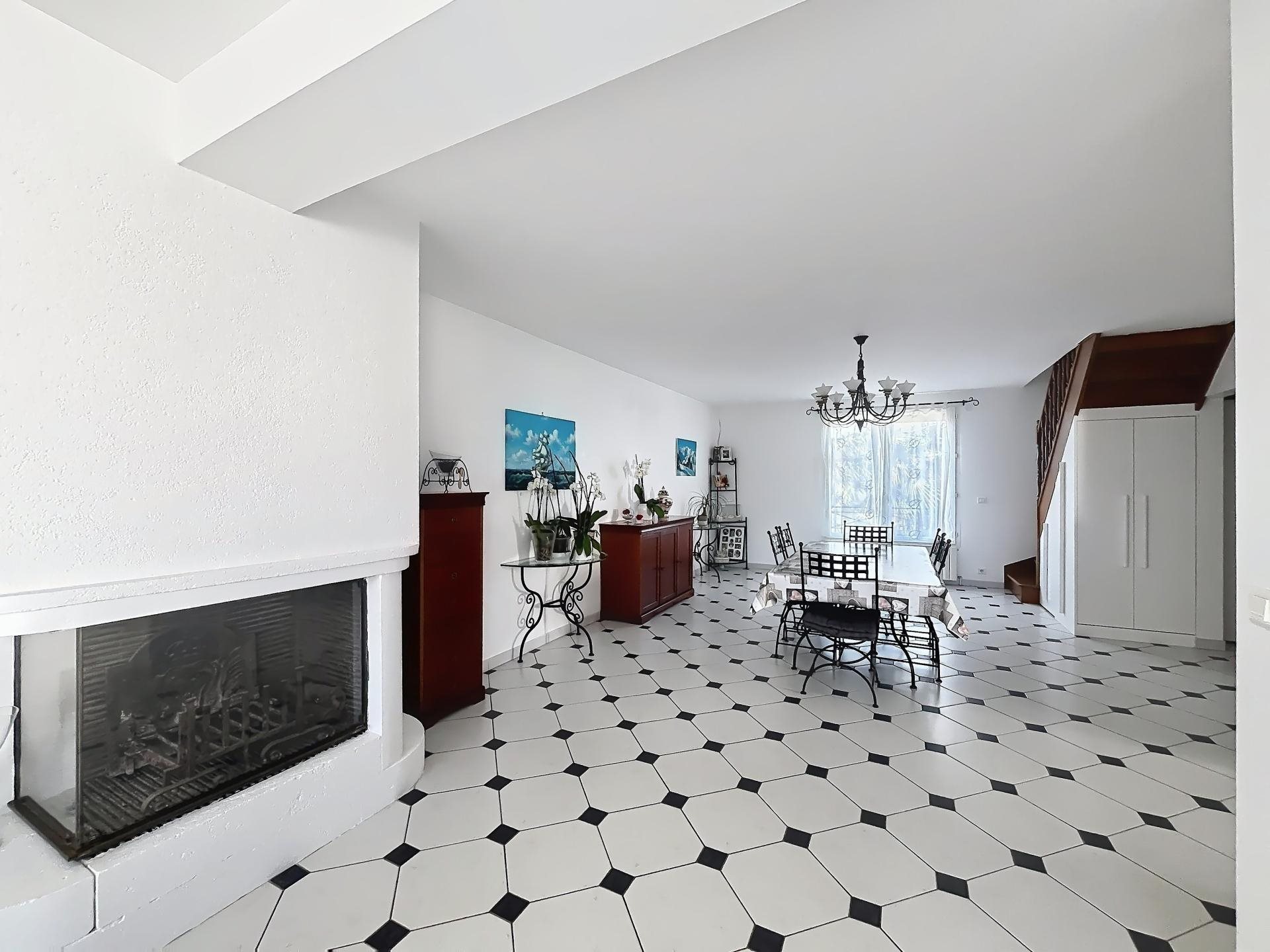 Maison à vendre, 204m², Montesson