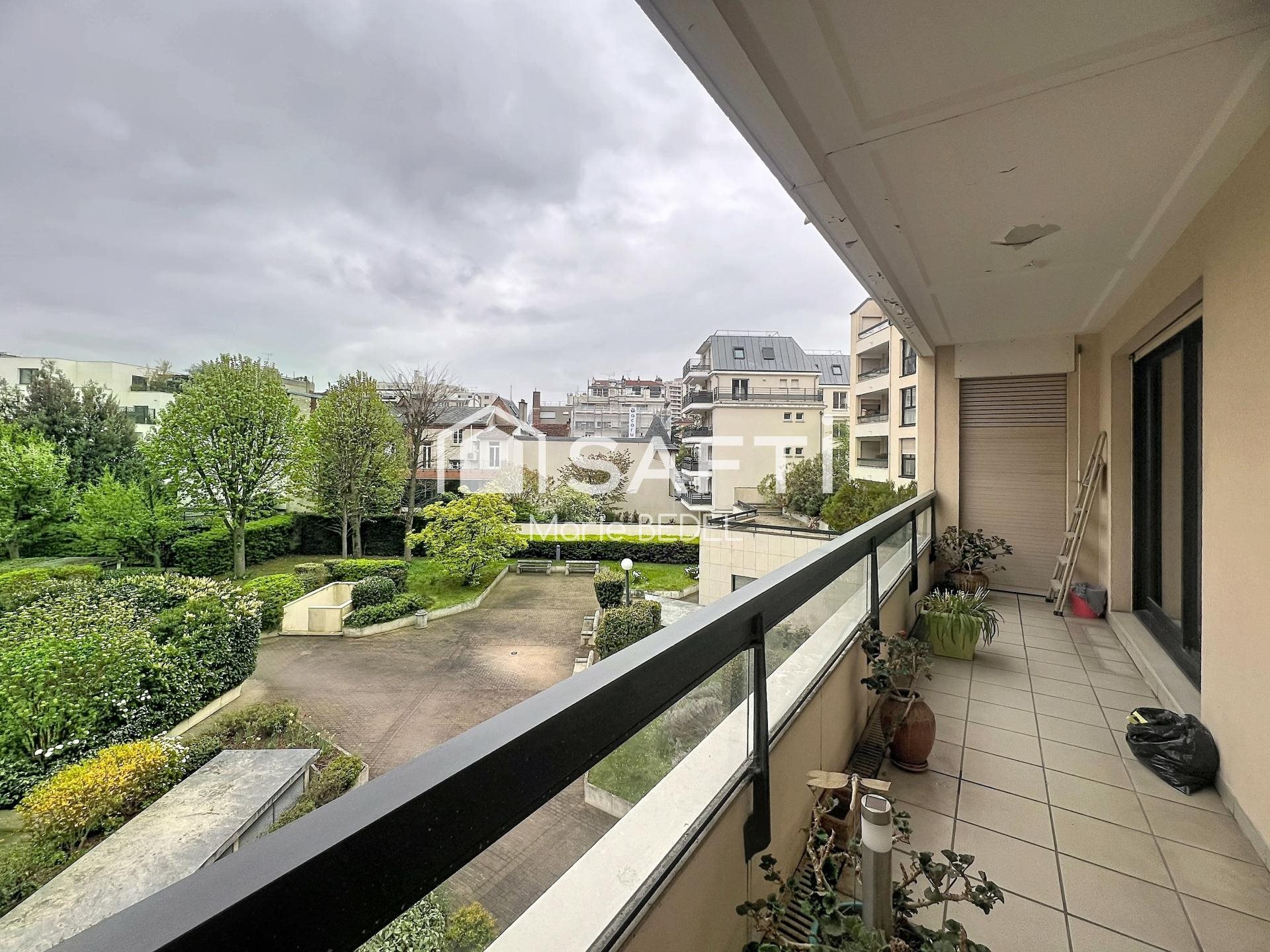 Appartement à louer, 98m², Courbevoie