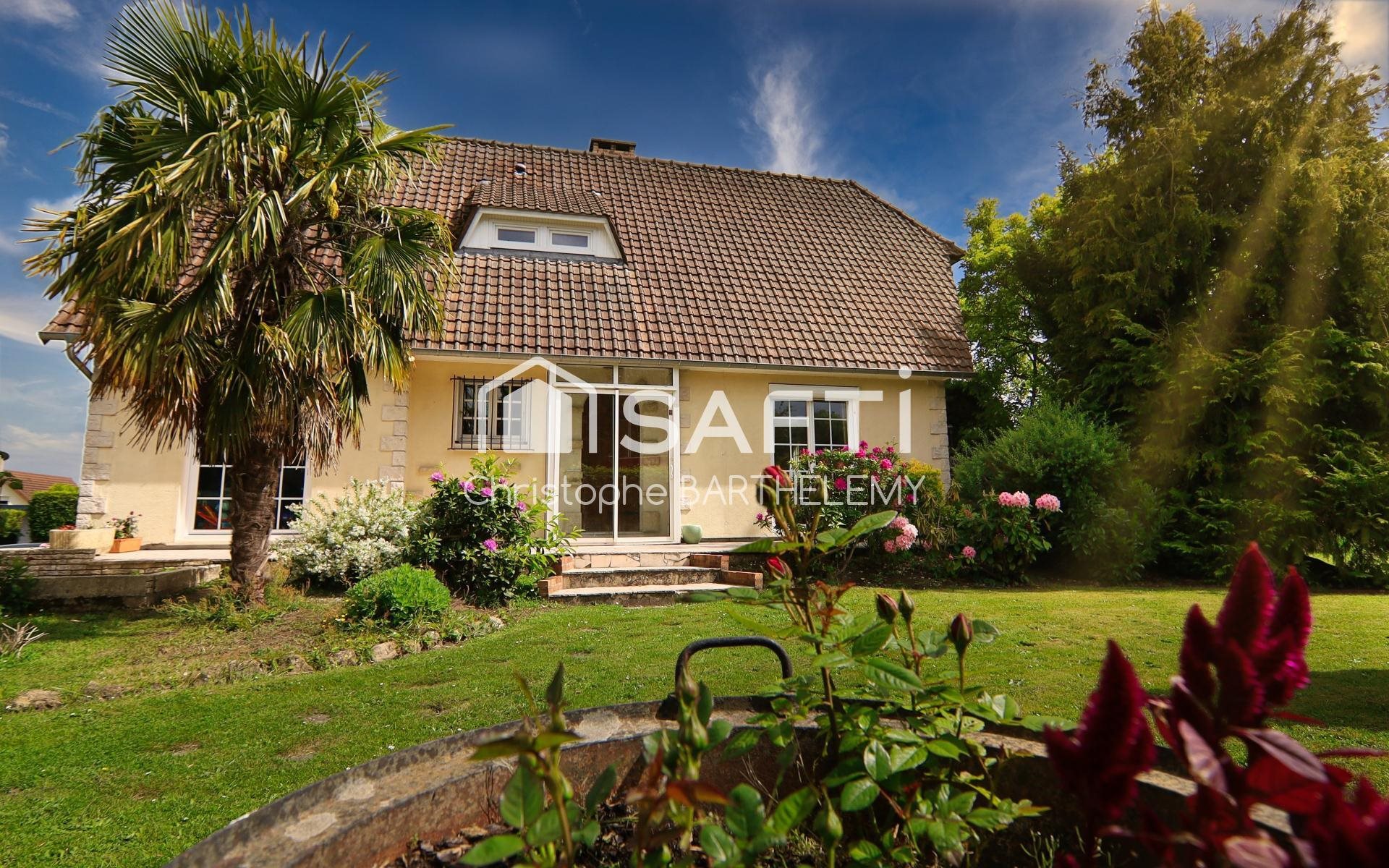 Maison à vendre, 122m², Saint-Pierre-des-Fleurs