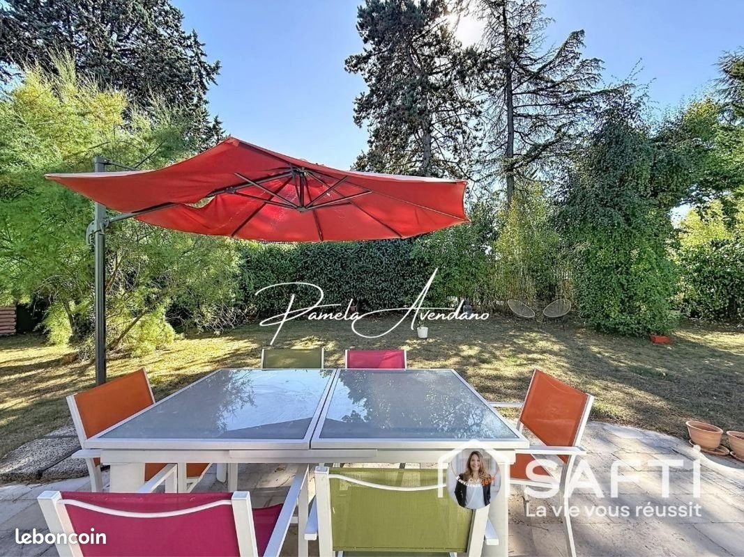 Maison à vendre, 139m², Lésigny