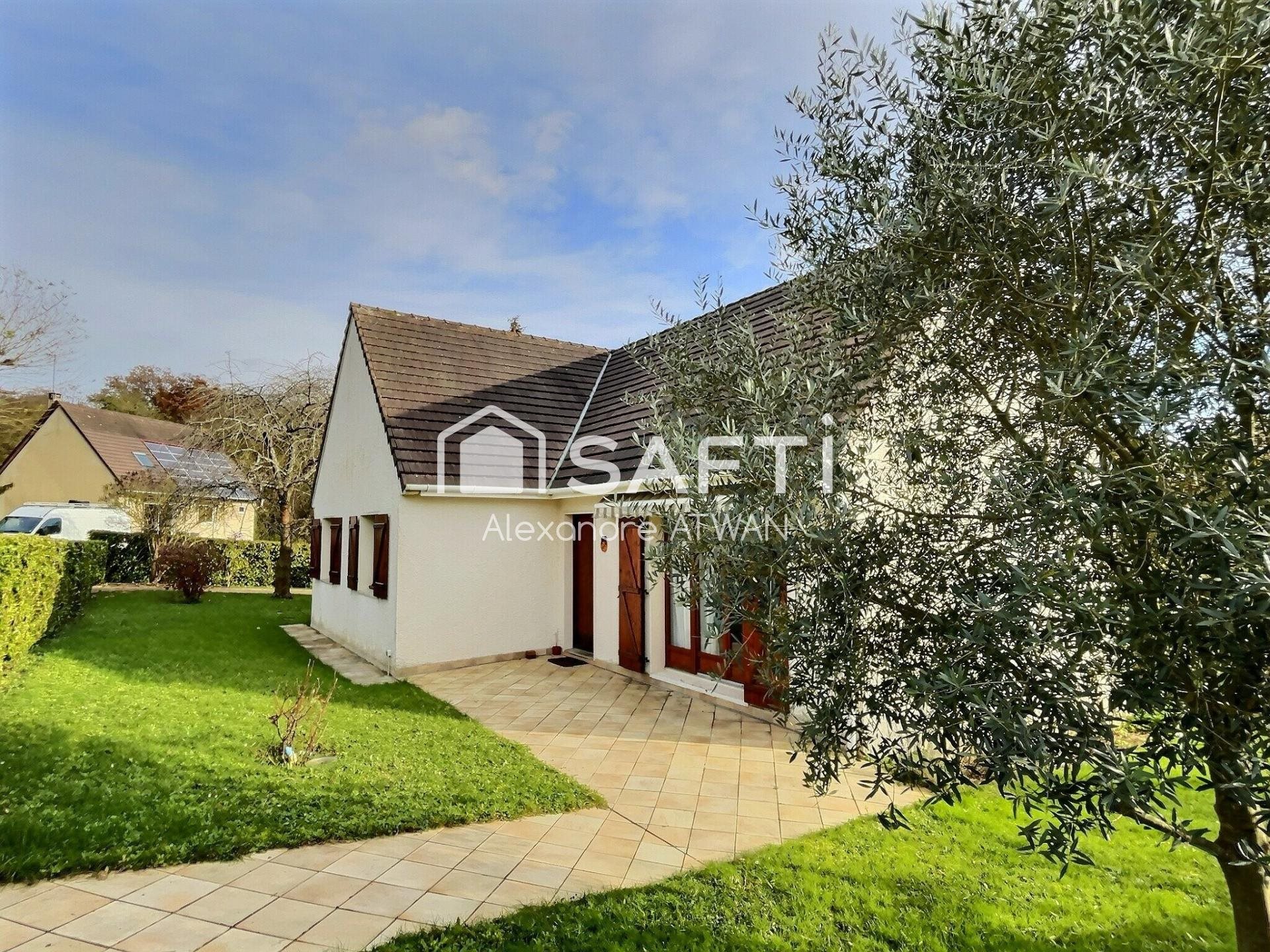 Maison à vendre, 135m², Ménilles