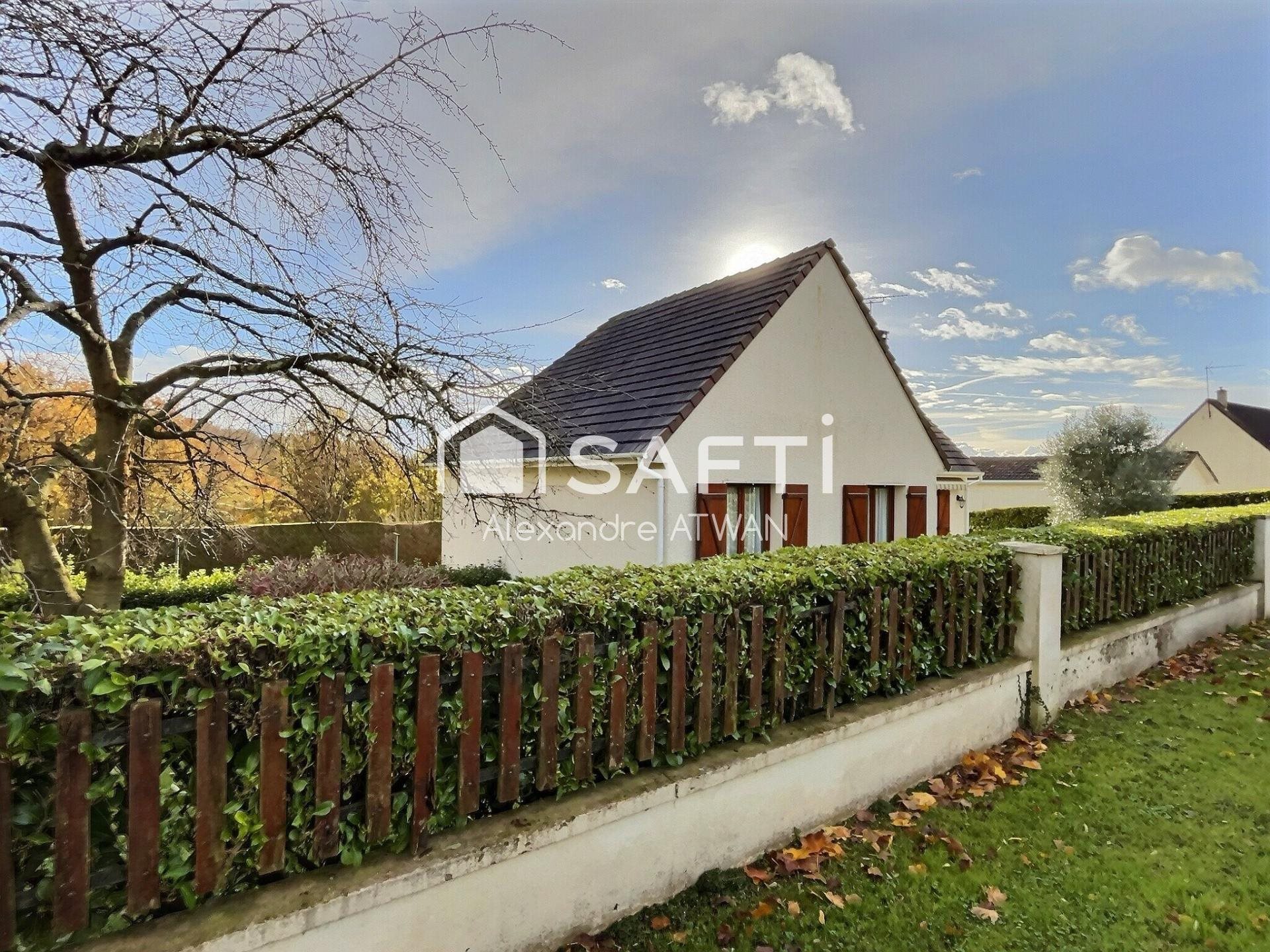 Maison à vendre, 135m², Ménilles