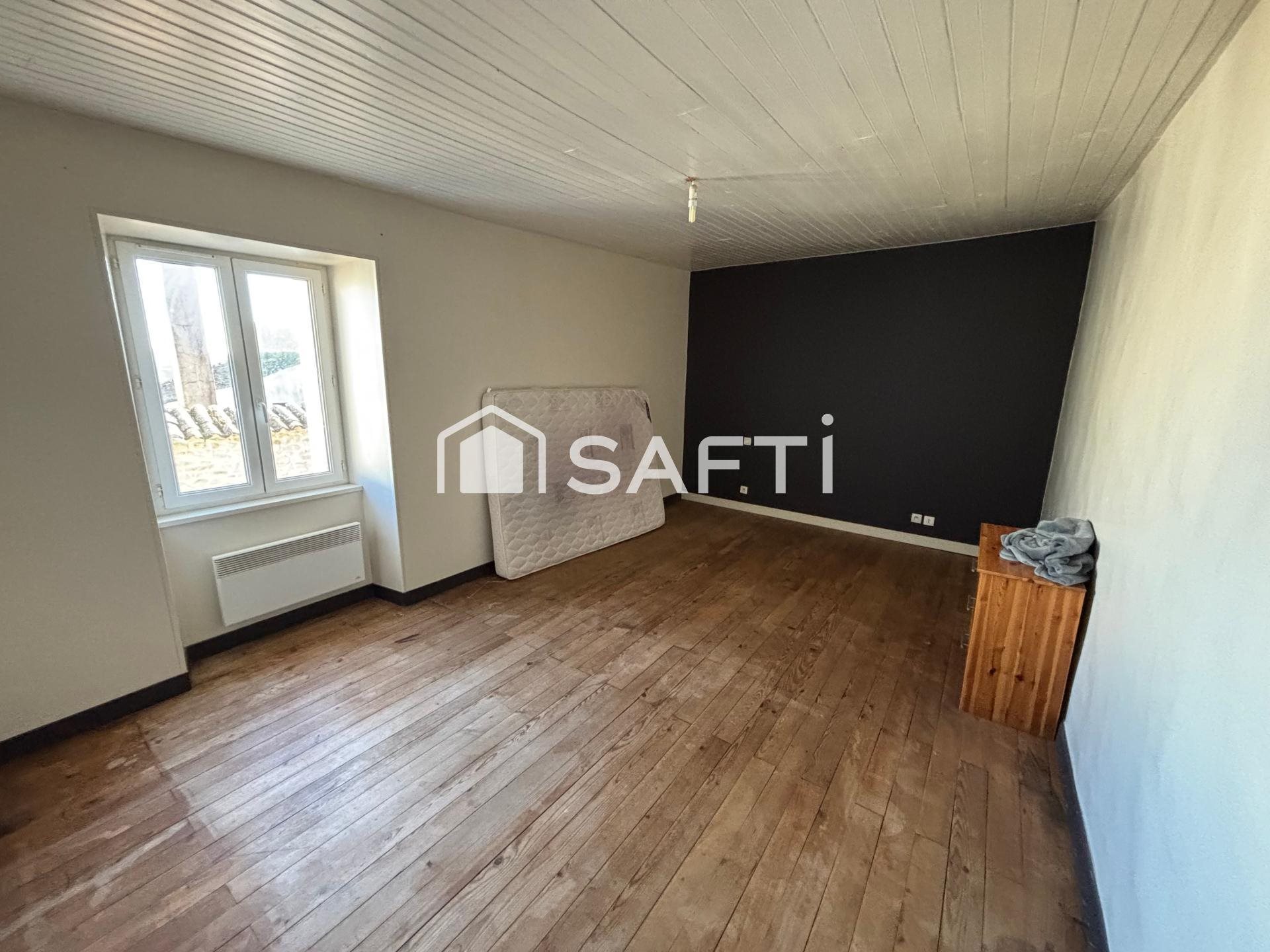 Maison à vendre, 111m², Champdeniers-Saint-Denis