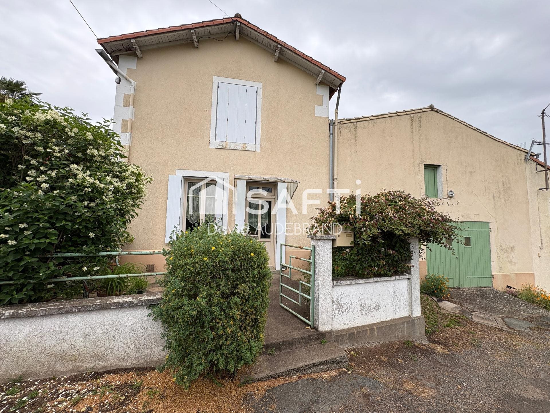 Maison à vendre, 65m², Champdeniers-Saint-Denis