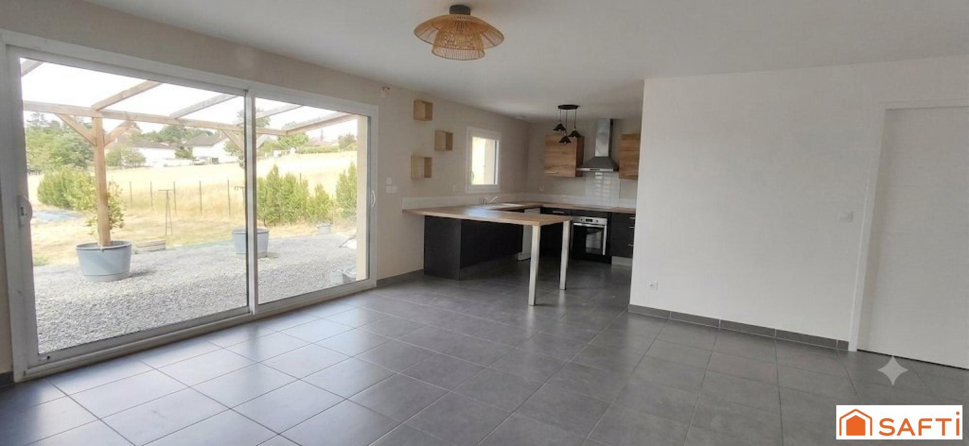 Maison à vendre, 104m², Monthoiron