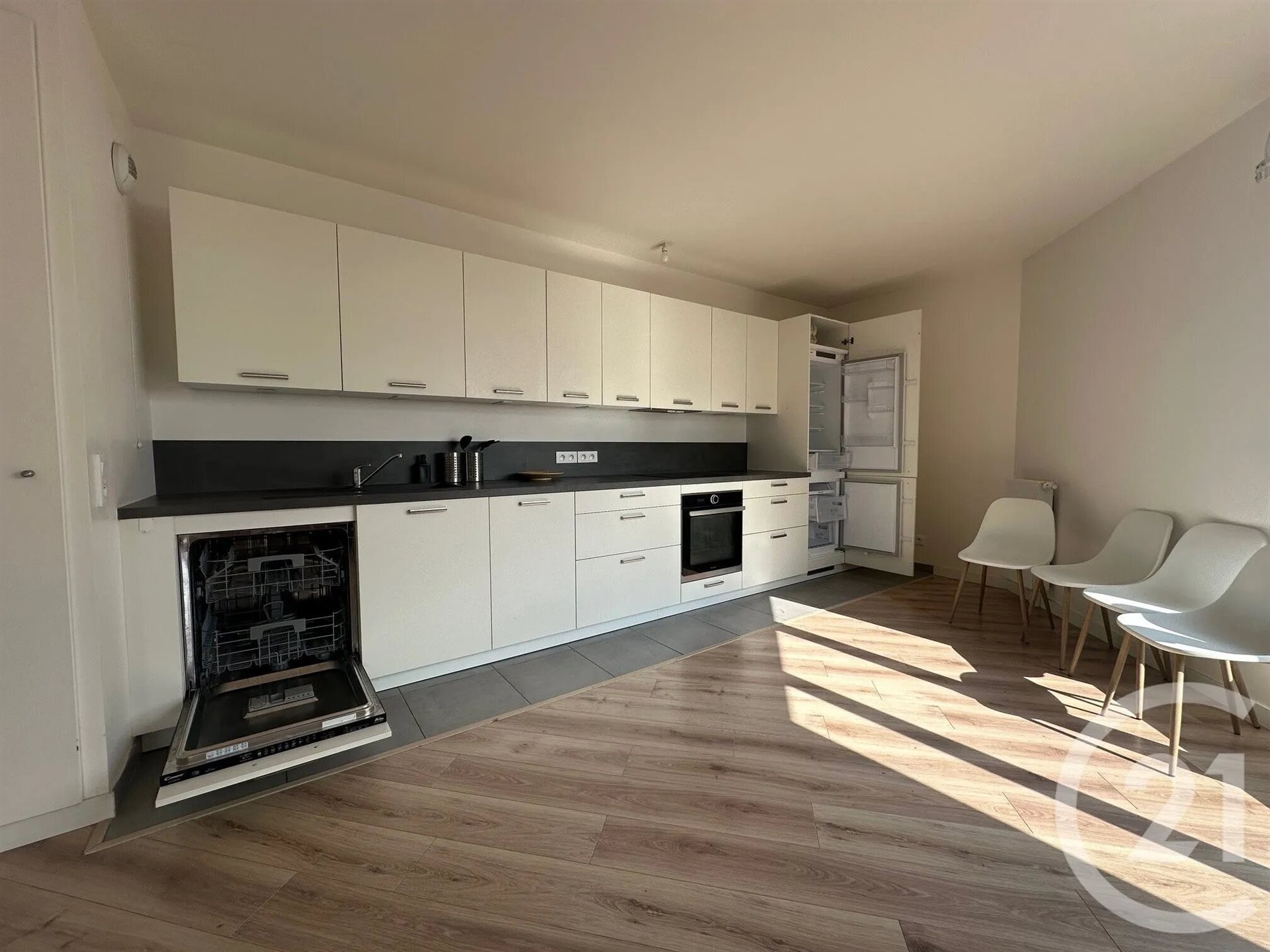 Appartement à louer, 70m², Saint-Ouen-sur-Seine
