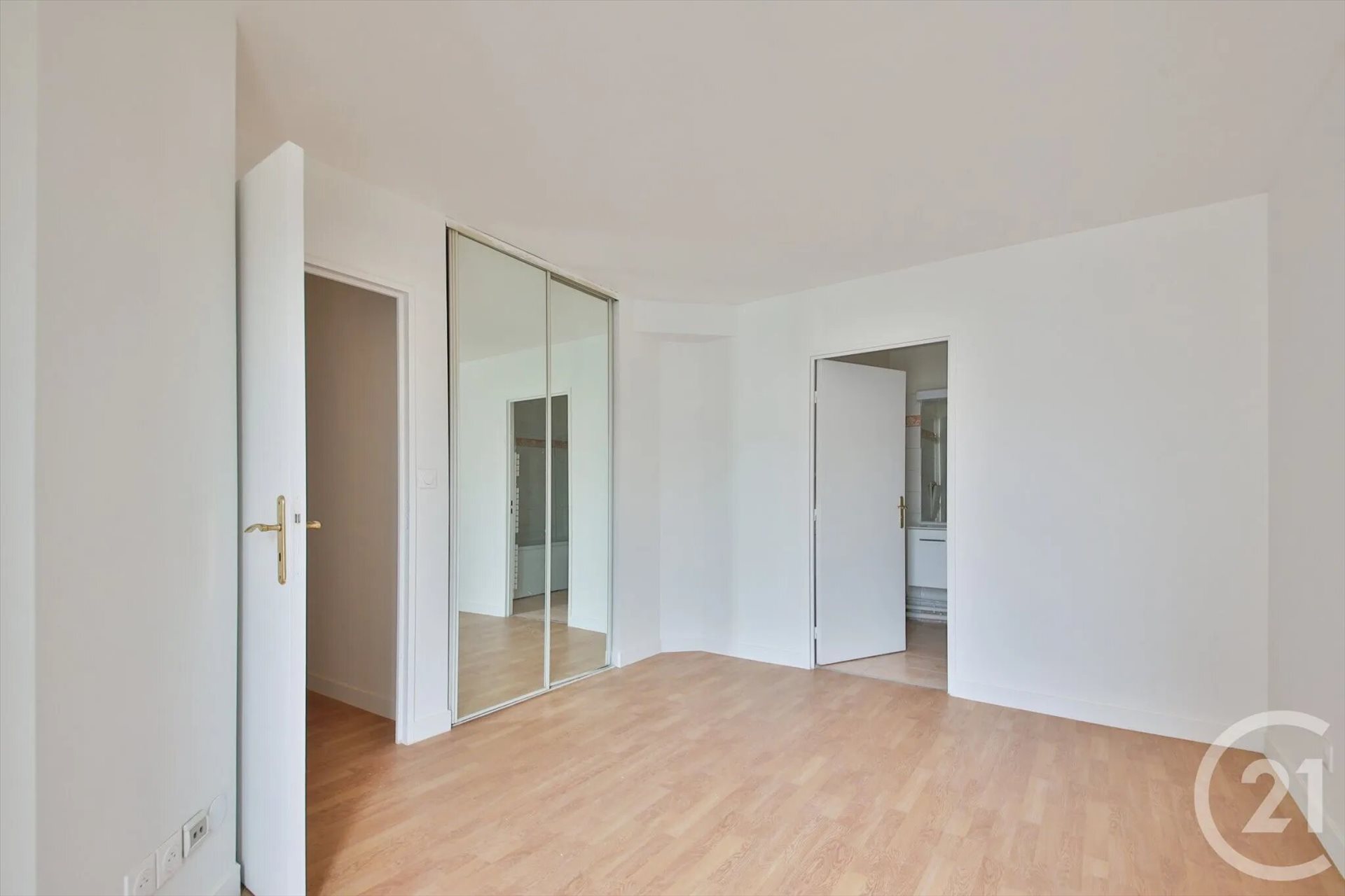 Appartement à vendre, 107m², Suresnes