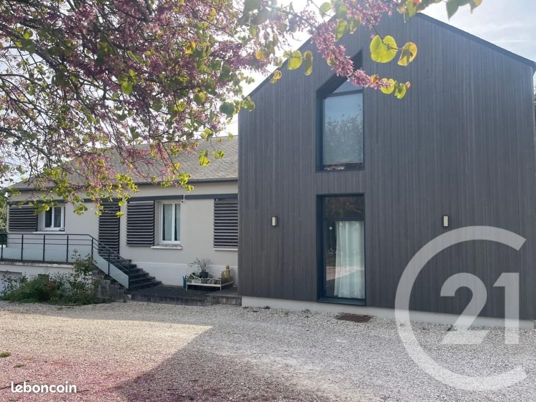 Maison à vendre, 228m², Tavers