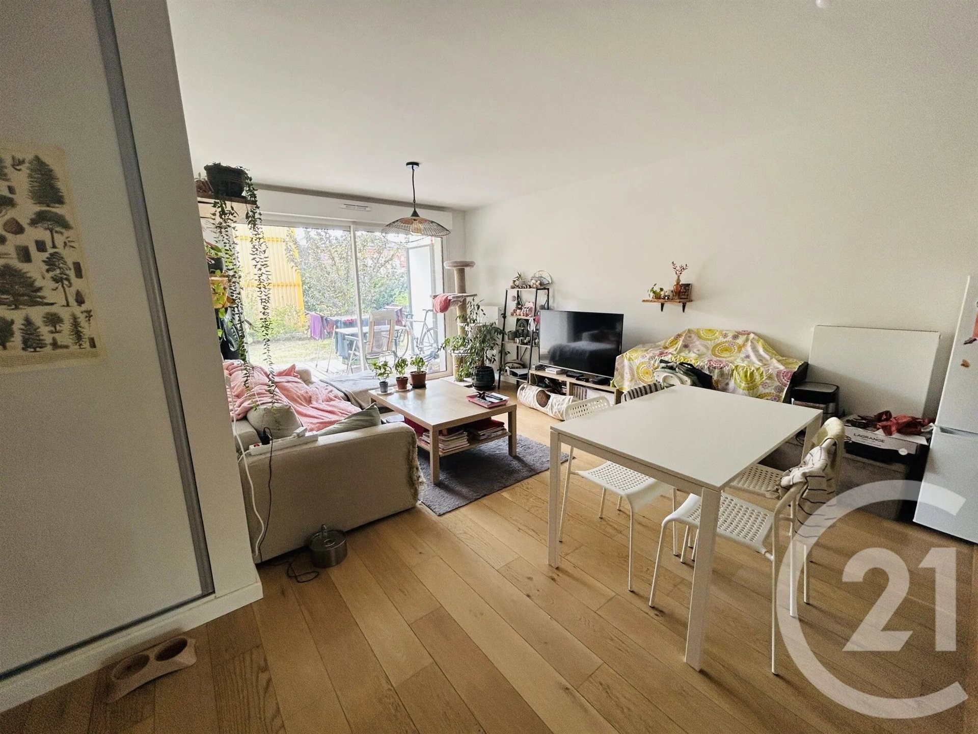 Appartement à louer, 68m², Talence