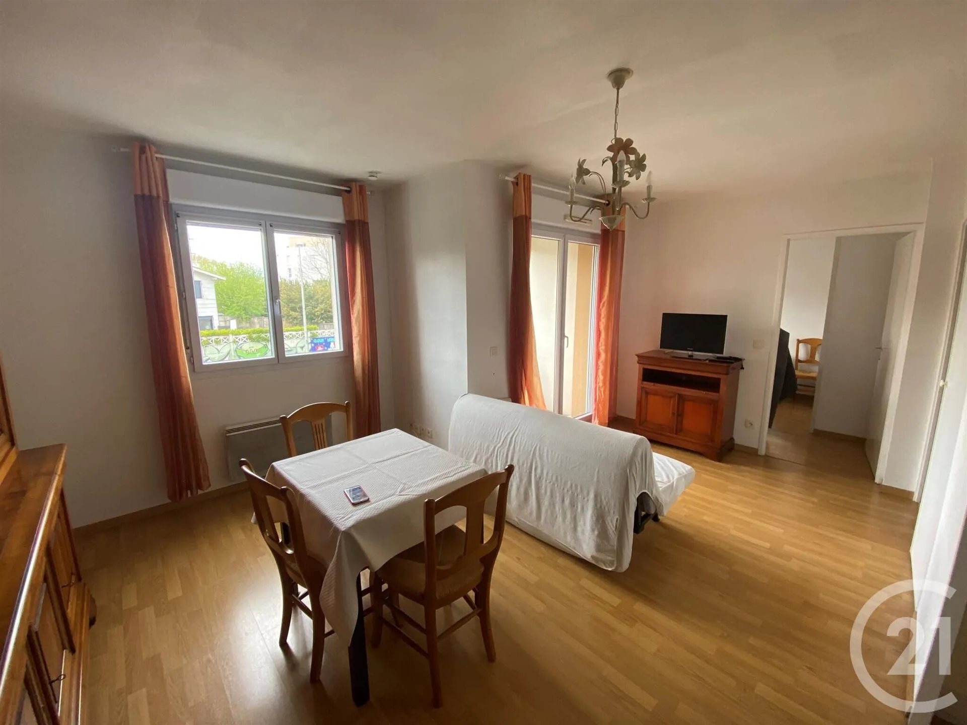 Appartement à louer, 40m², Talence