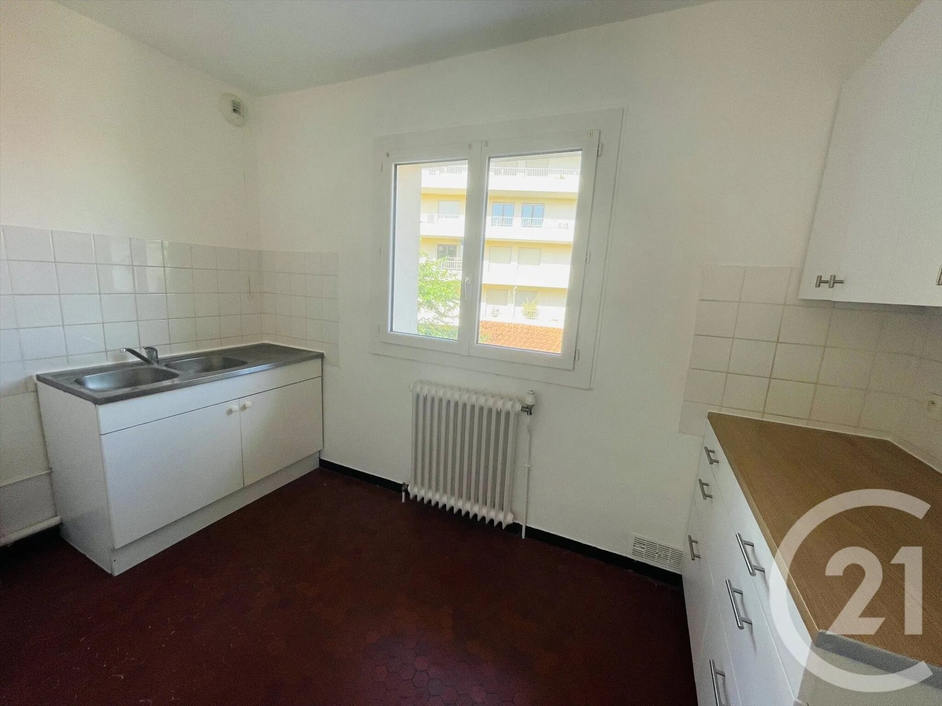 Appartement à louer, 77m², Talence