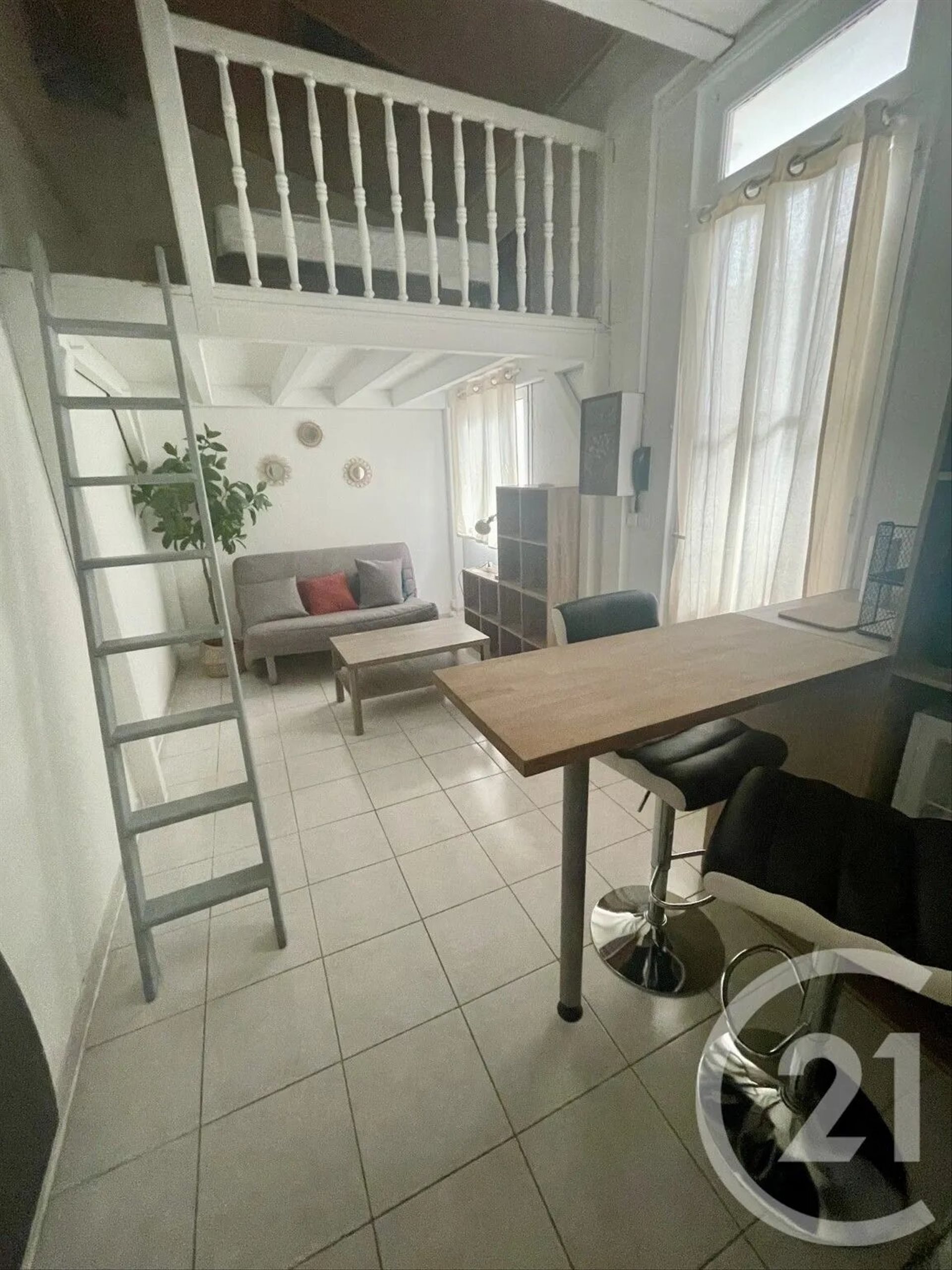 Appartement à louer, 27m², Bordeaux
