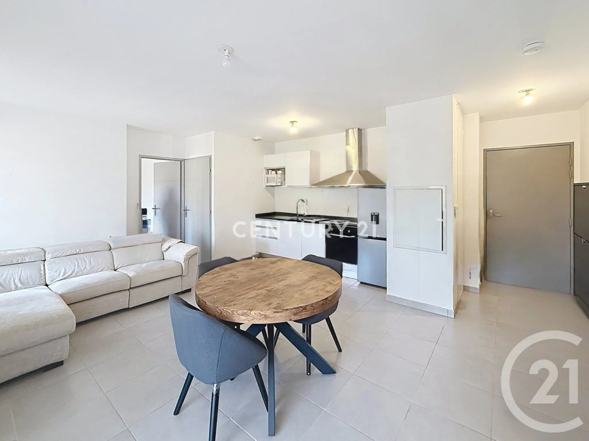 Appartement à louer, 45m², Peypin