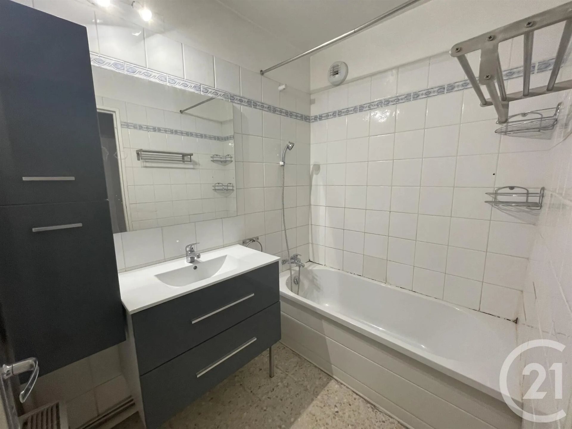 Appartement à louer, 97m², Aubagne