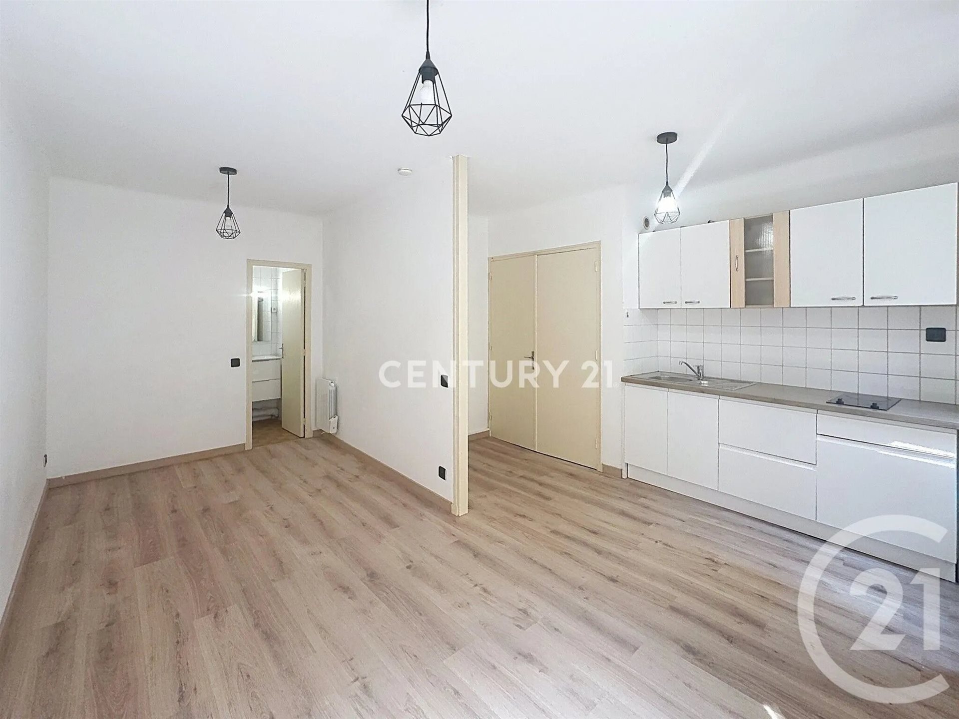 Appartement à louer, 24m², Aubagne