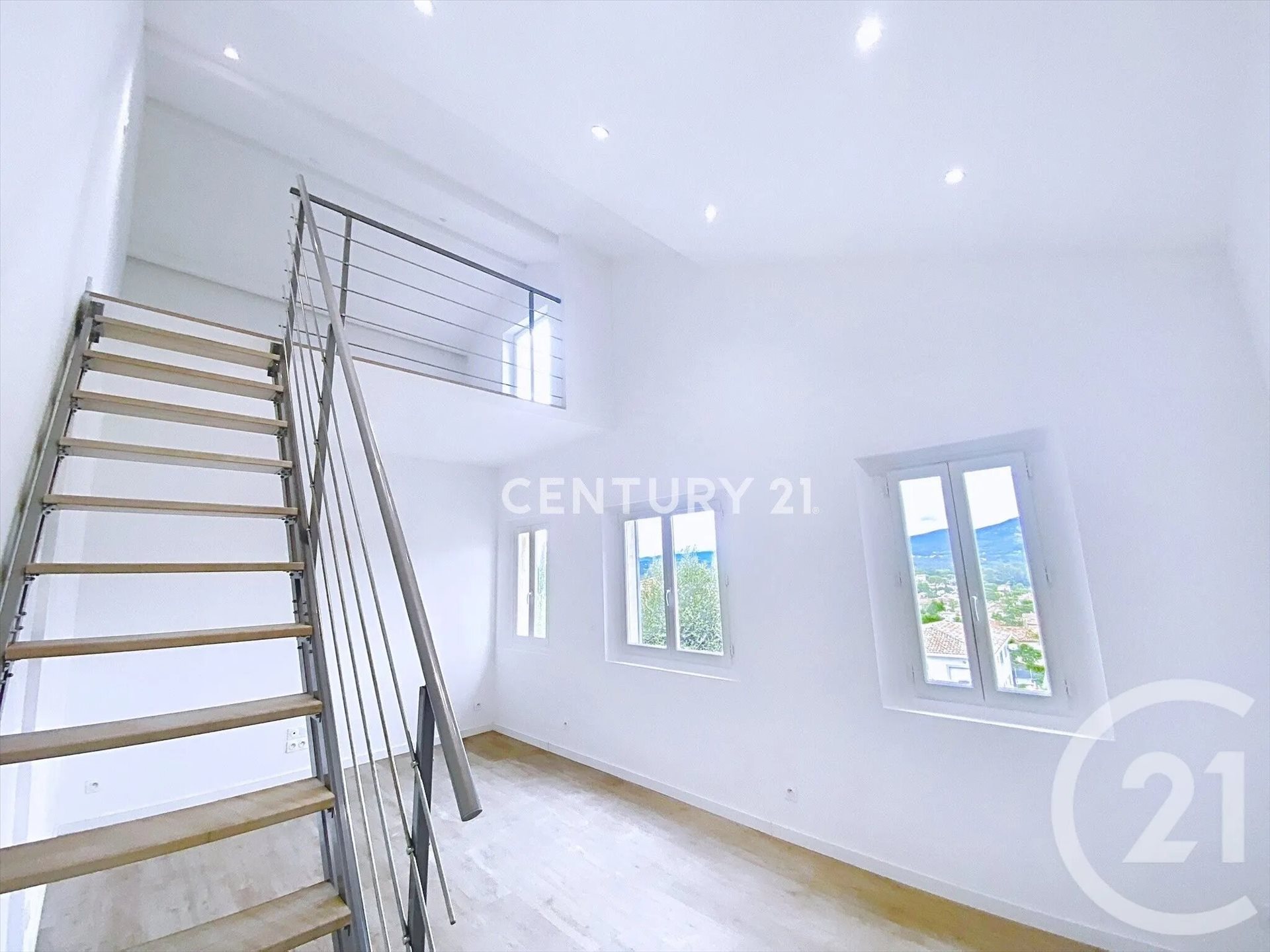 Appartement à louer, 38m², La Penne-sur-Huveaune