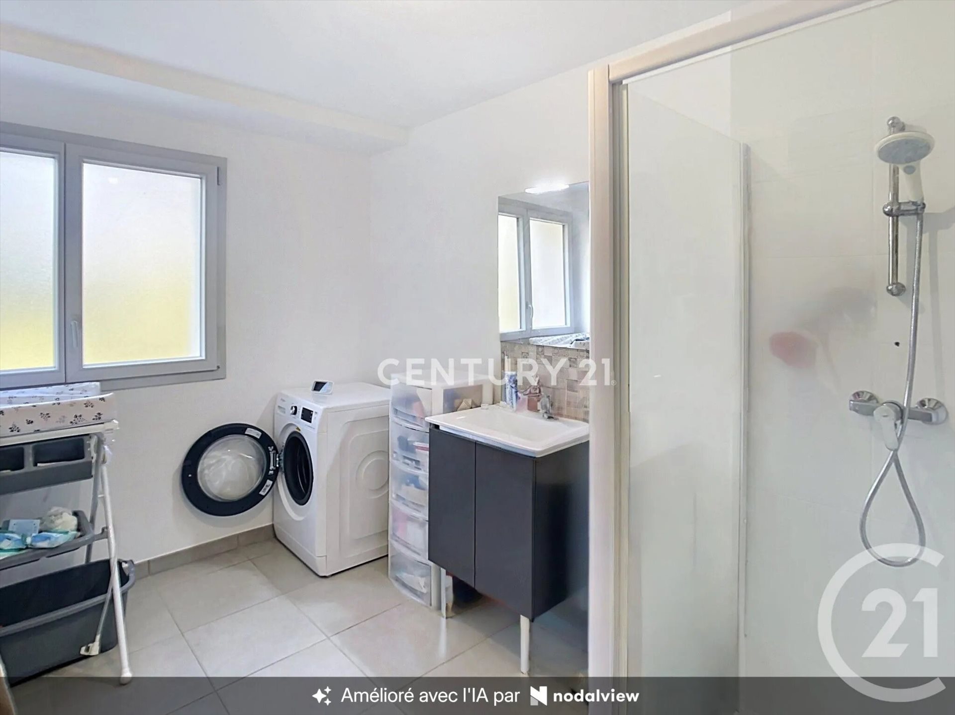 Appartement à louer, 69m², Peypin