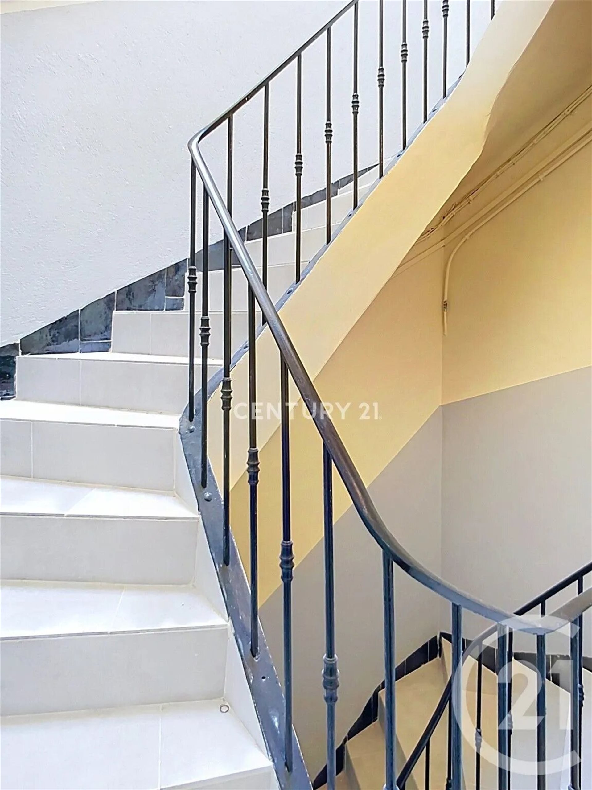Appartement à vendre, 37m², Aubagne