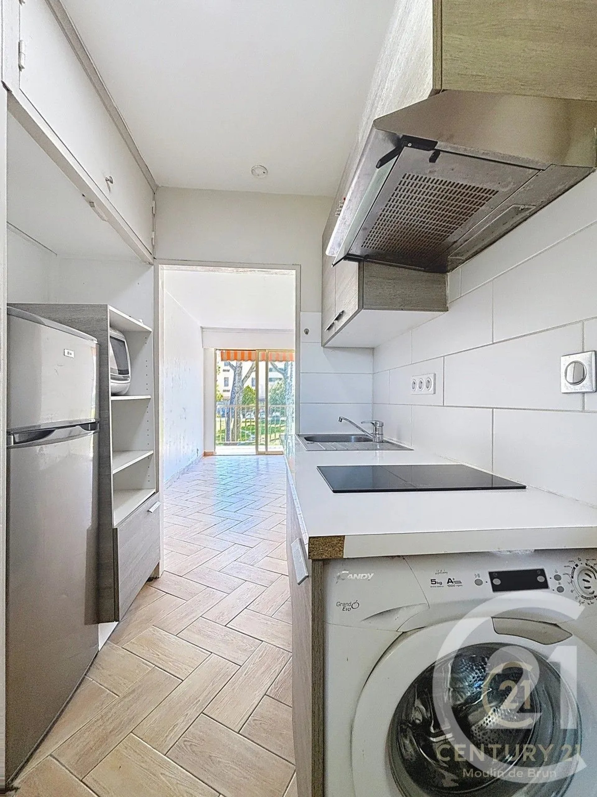 Appartement à louer, 23m², Peymeinade