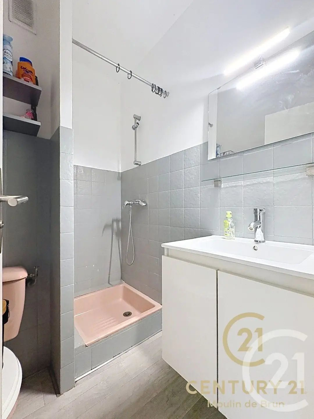 Appartement à louer, 21m², Antibes