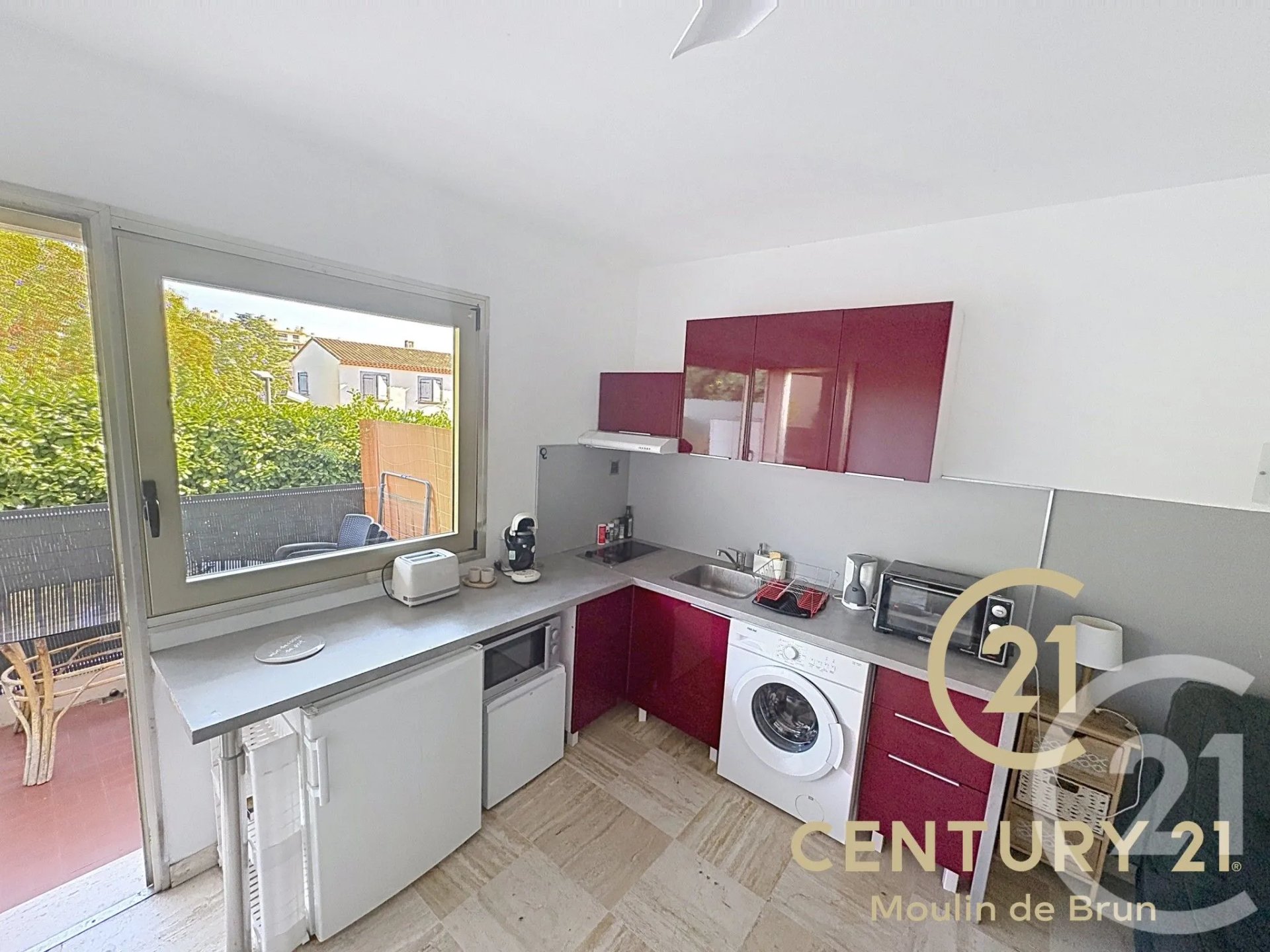 Appartement à louer, 21m², Antibes