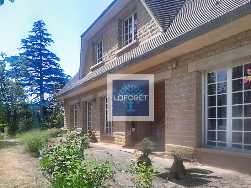 Maison à vendre, 217m², Fontaine-Etoupefour