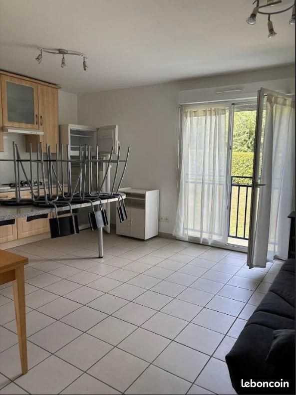 Appartement à louer, 40m², Saint-Prim