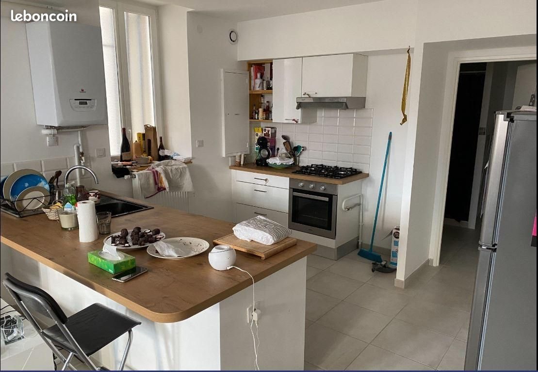 Appartement à louer, 68m², Pont-Evêque