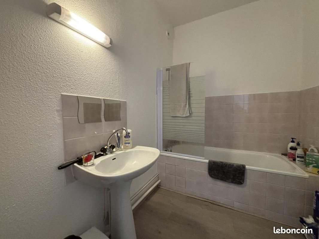 Appartement à vendre, 57m², Pélussin