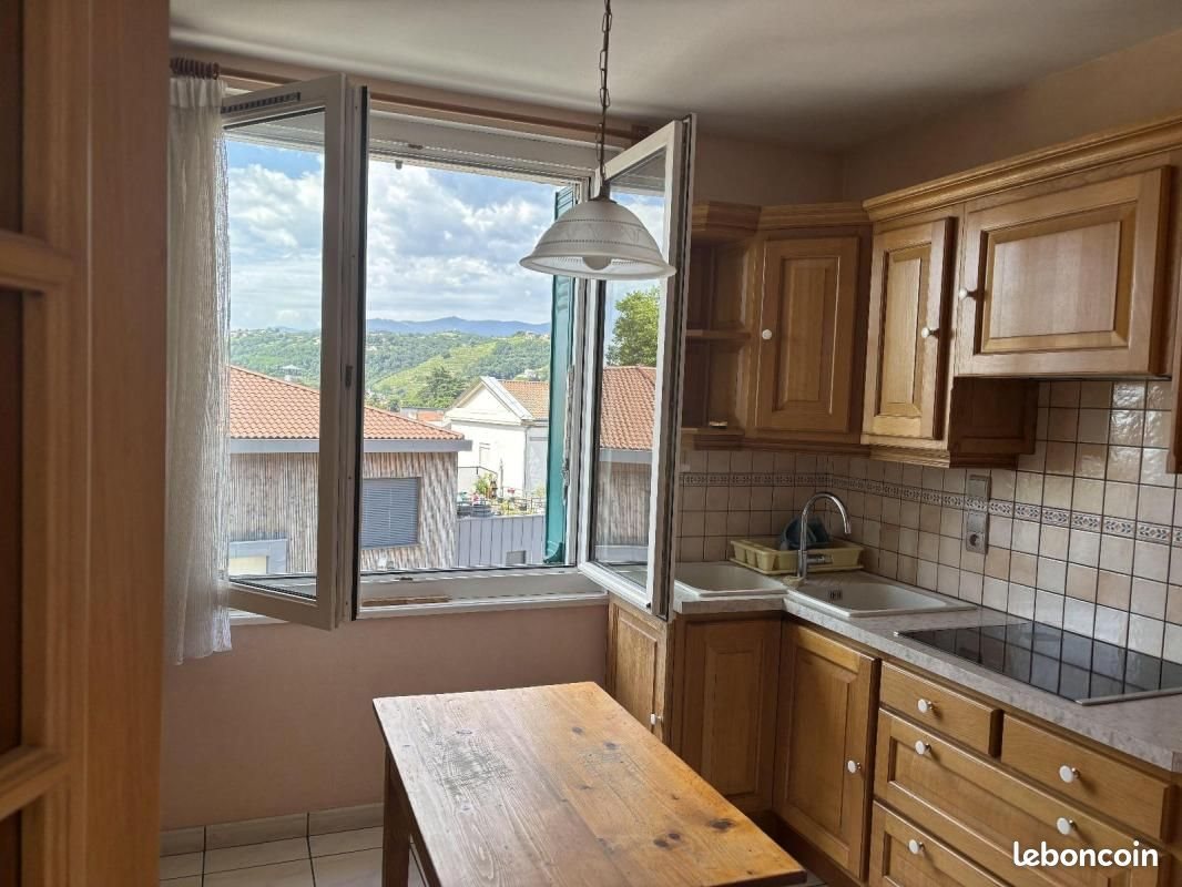 Appartement à louer, 54m², Condrieu