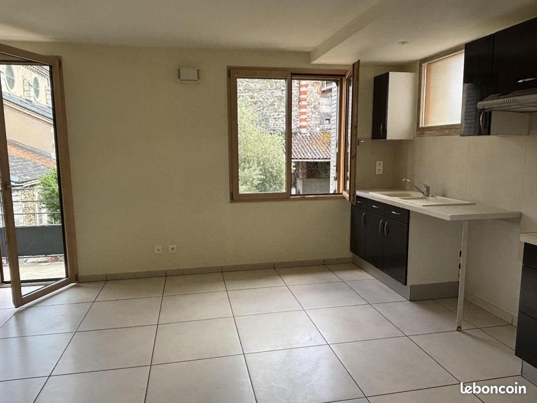 Maison à louer, 76m², Serrières