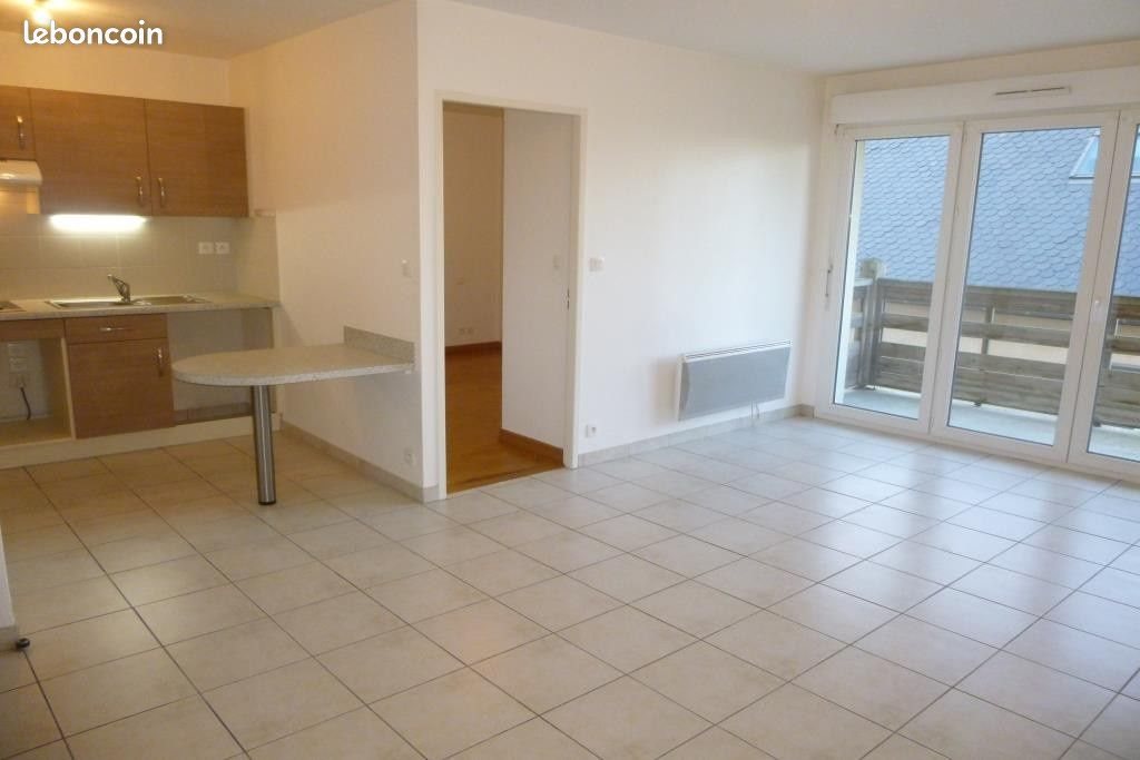 Appartement à louer, 39m², Rieupeyroux