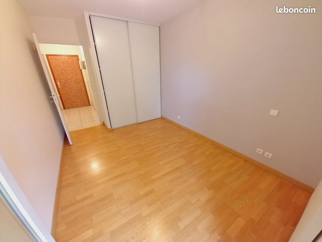 Appartement à louer, 52m², Le Monastère