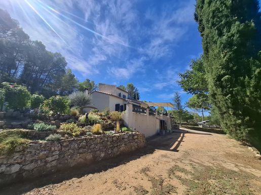 Maison 5 pièces 144 m² · à La Verdière · 144 m² · 630 000 €