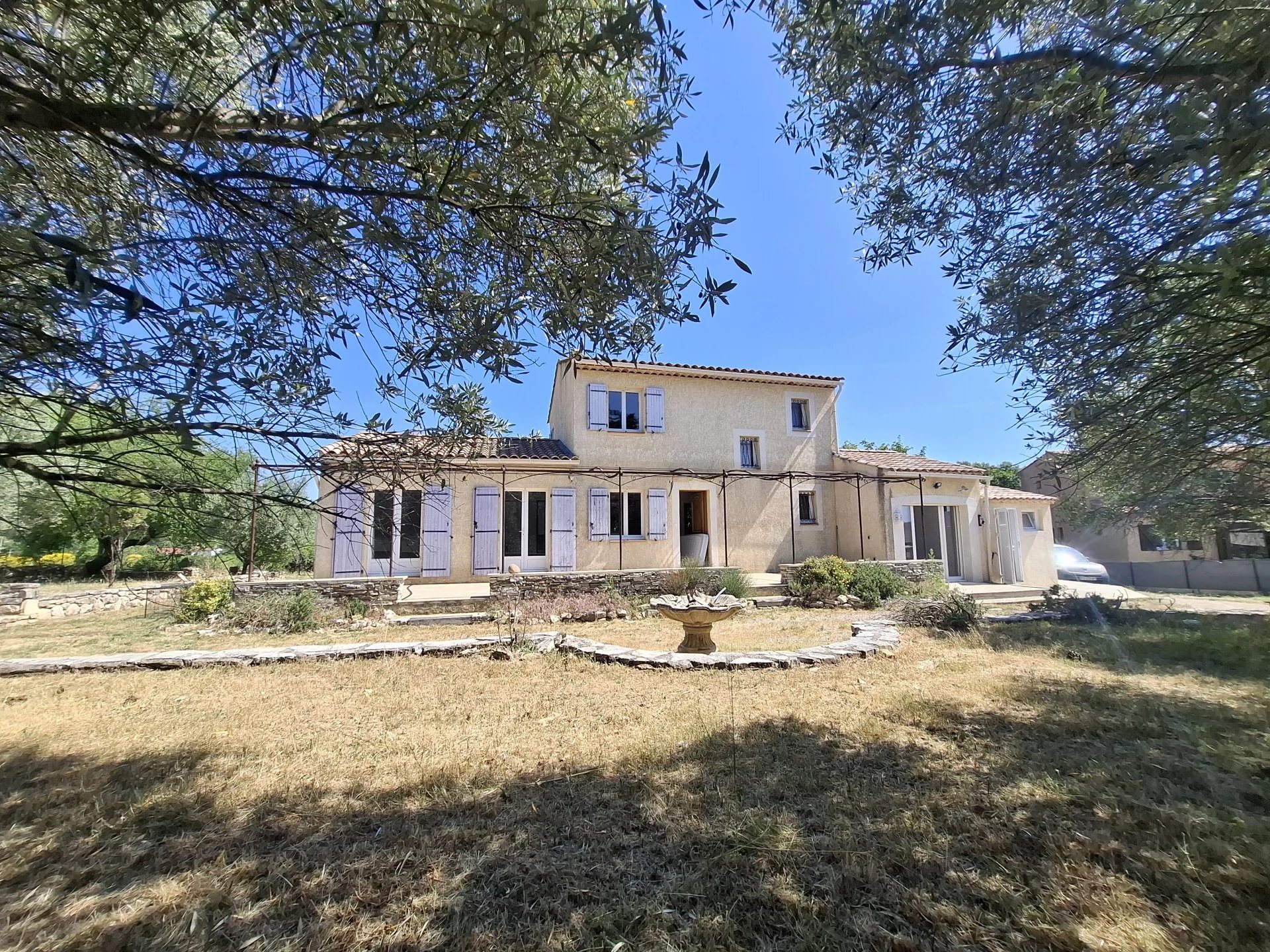 Maison à vendre, 134m², Régusse