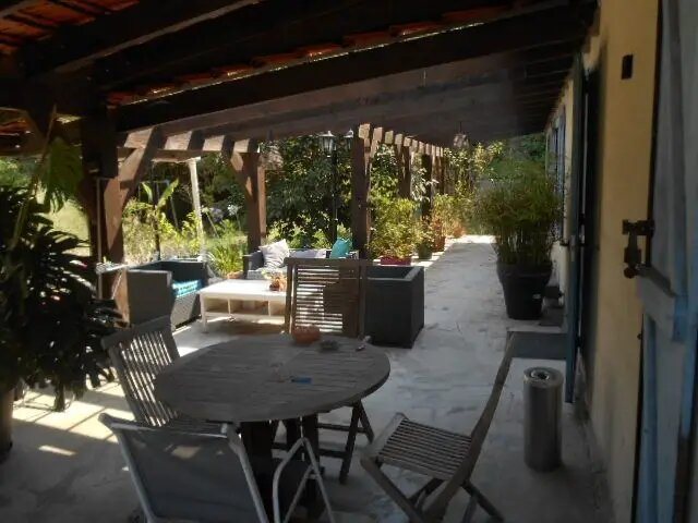 Maison à louer, 96m², Contes