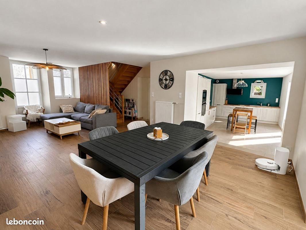 Maison à vendre, 147m², Rochefort-sur-Nenon